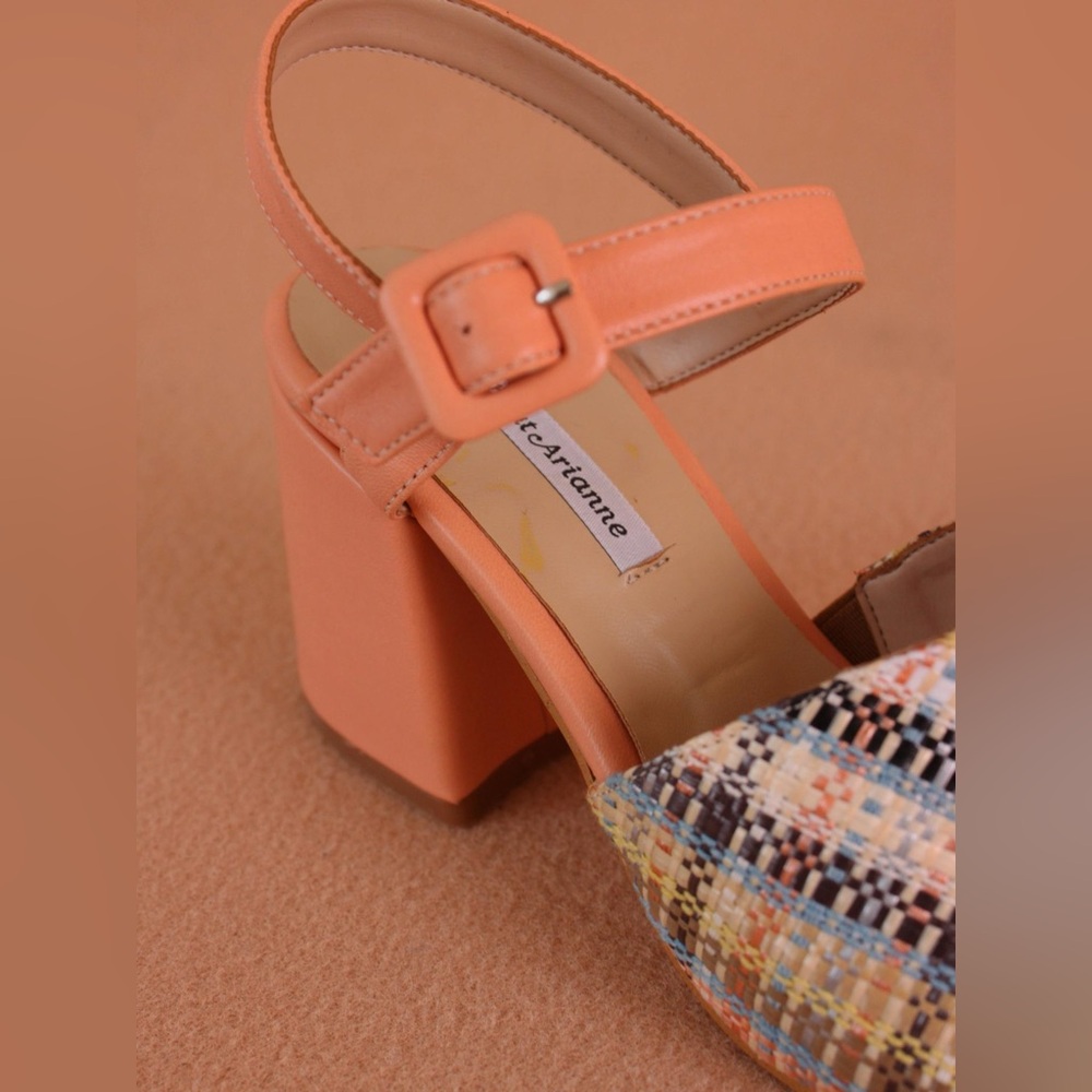 About Arianne Rita Manila Sandals - Picture 6 of 13